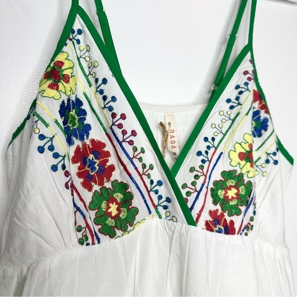 NWT RAGA Embroidered Baby Doll Boho Anthropologie Mini Sun Dress Size Medium - Picture 3 of 10